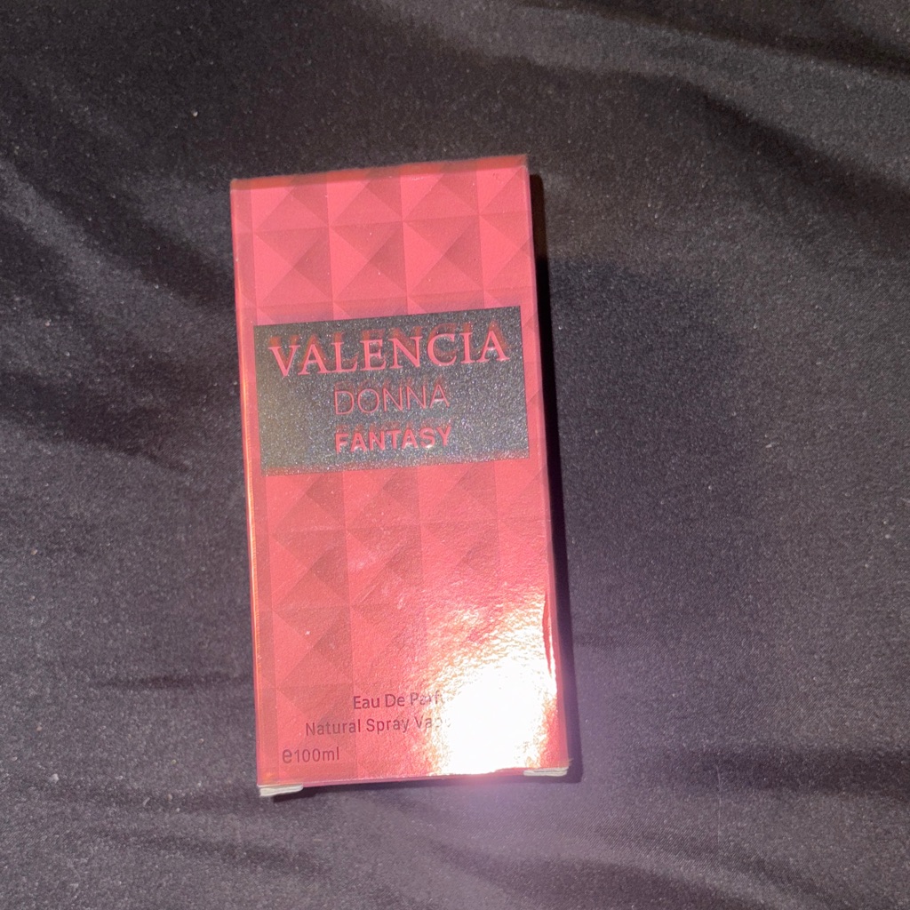 Donna Fantasy Eau De Parfum  Red